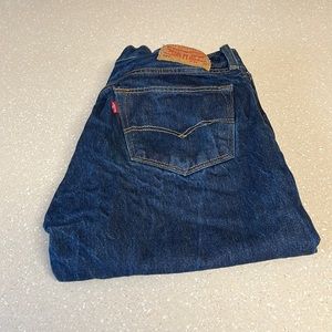 Lev’s mens 501 button up